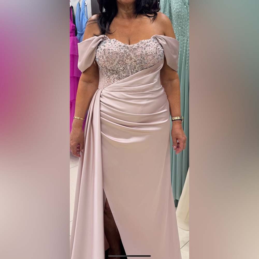 Elegant Off-Shoulder Pink Evening Dress